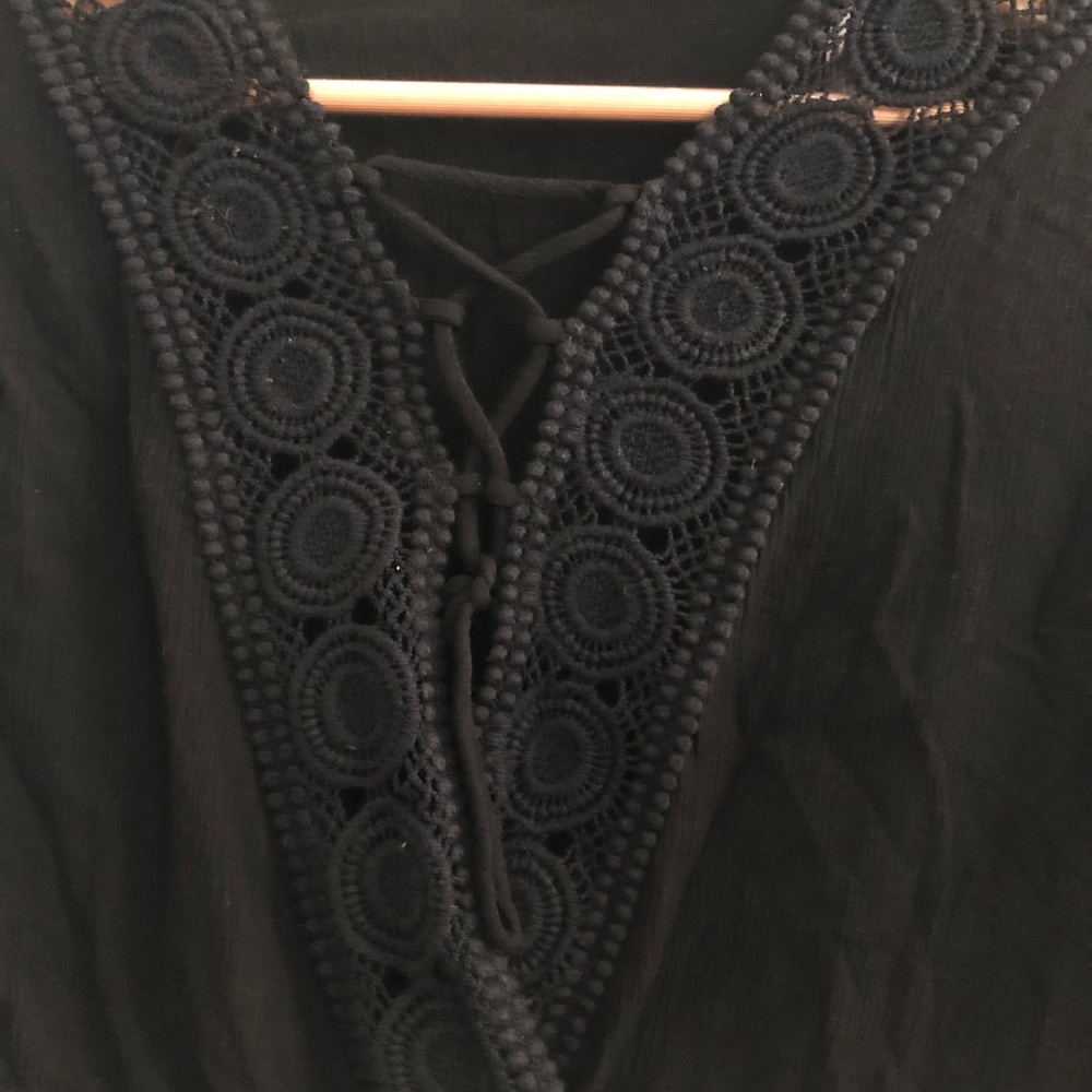 Heart & Hips Cropped Long Sleeve Blouse - Picture 3 of 8